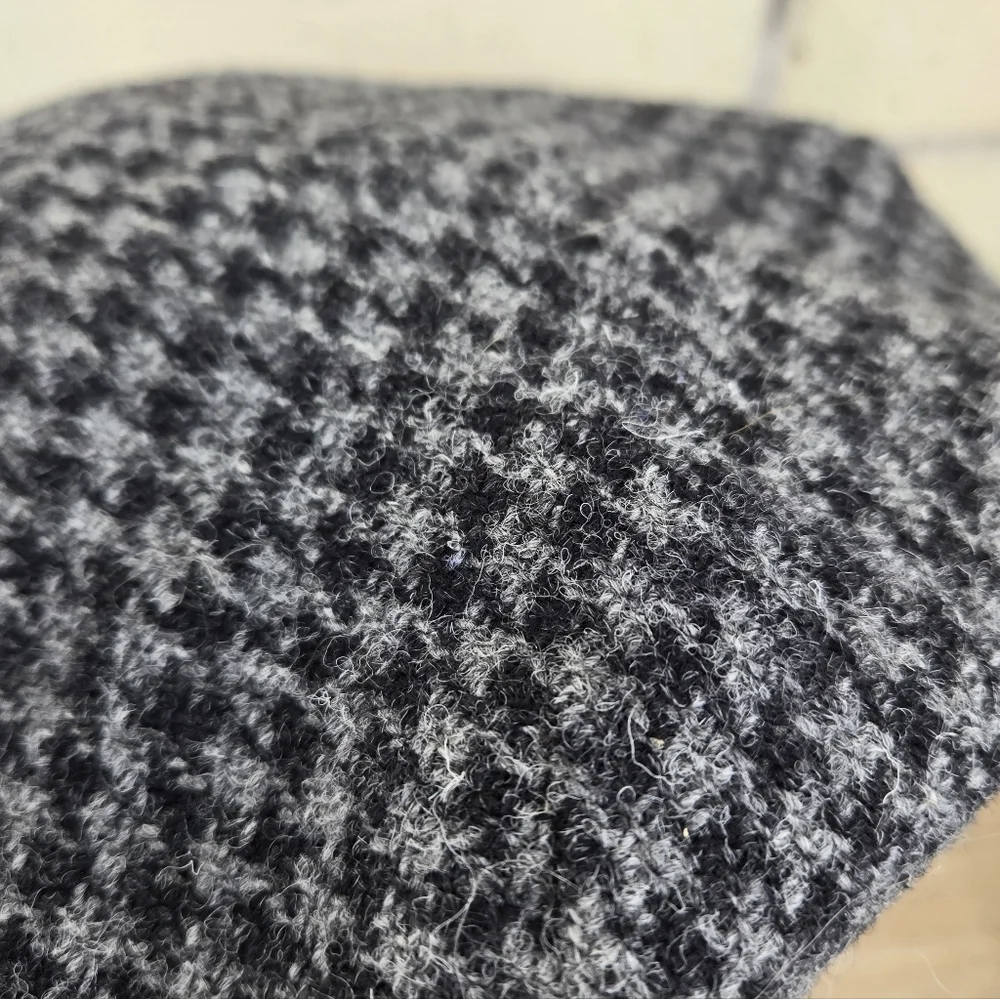 Harris Tweed Flat Cap - Picture 3 of 8